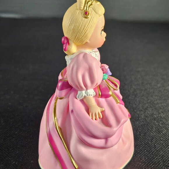 Hallmark, Cinderella 1995 Madame Alexander Keepsake Ornament. QX 6311 - Picture 9 of 13